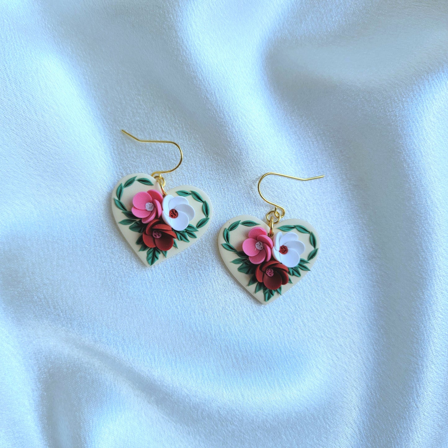 Elegant Floral Hearts Earring