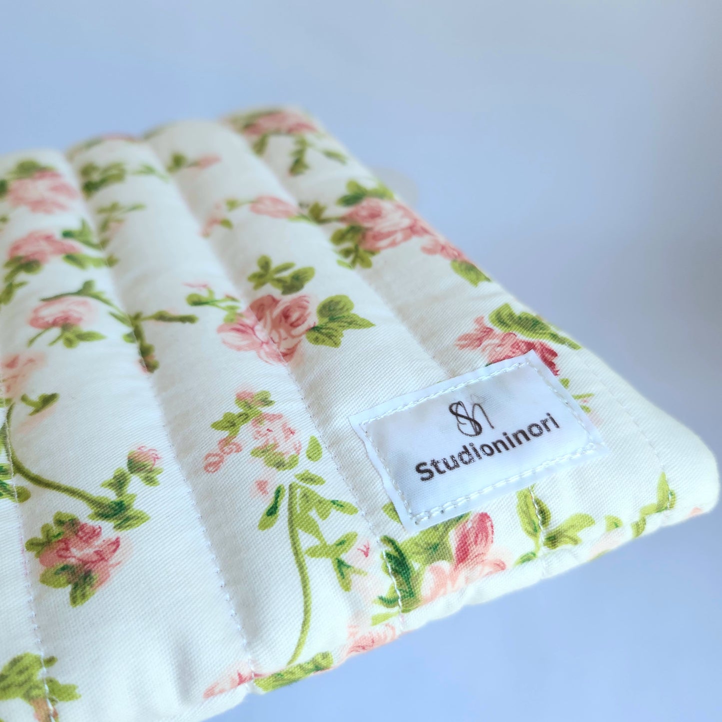 Lene Rose, eReader Sleeve