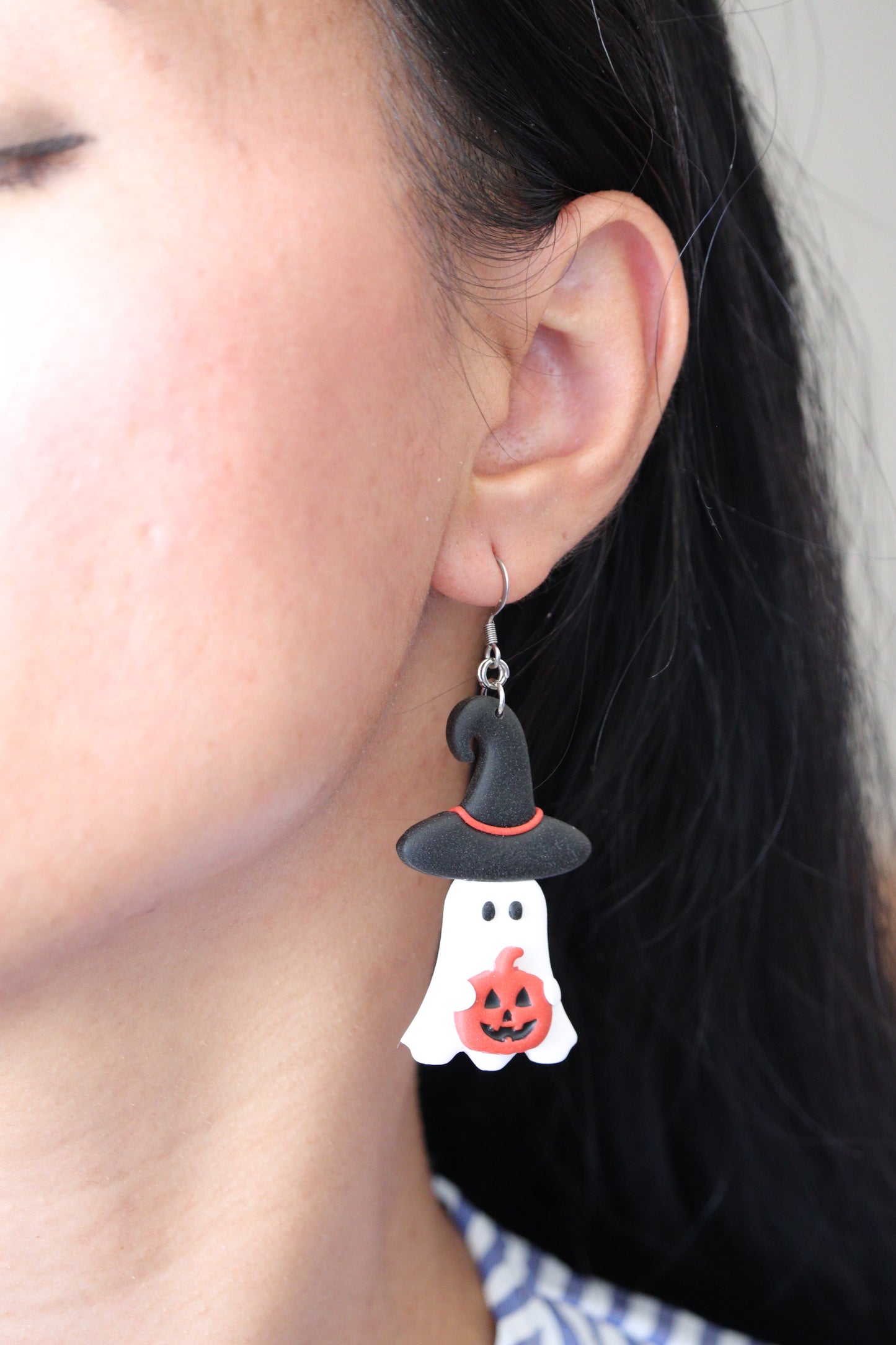 Ghost Witches Dangle