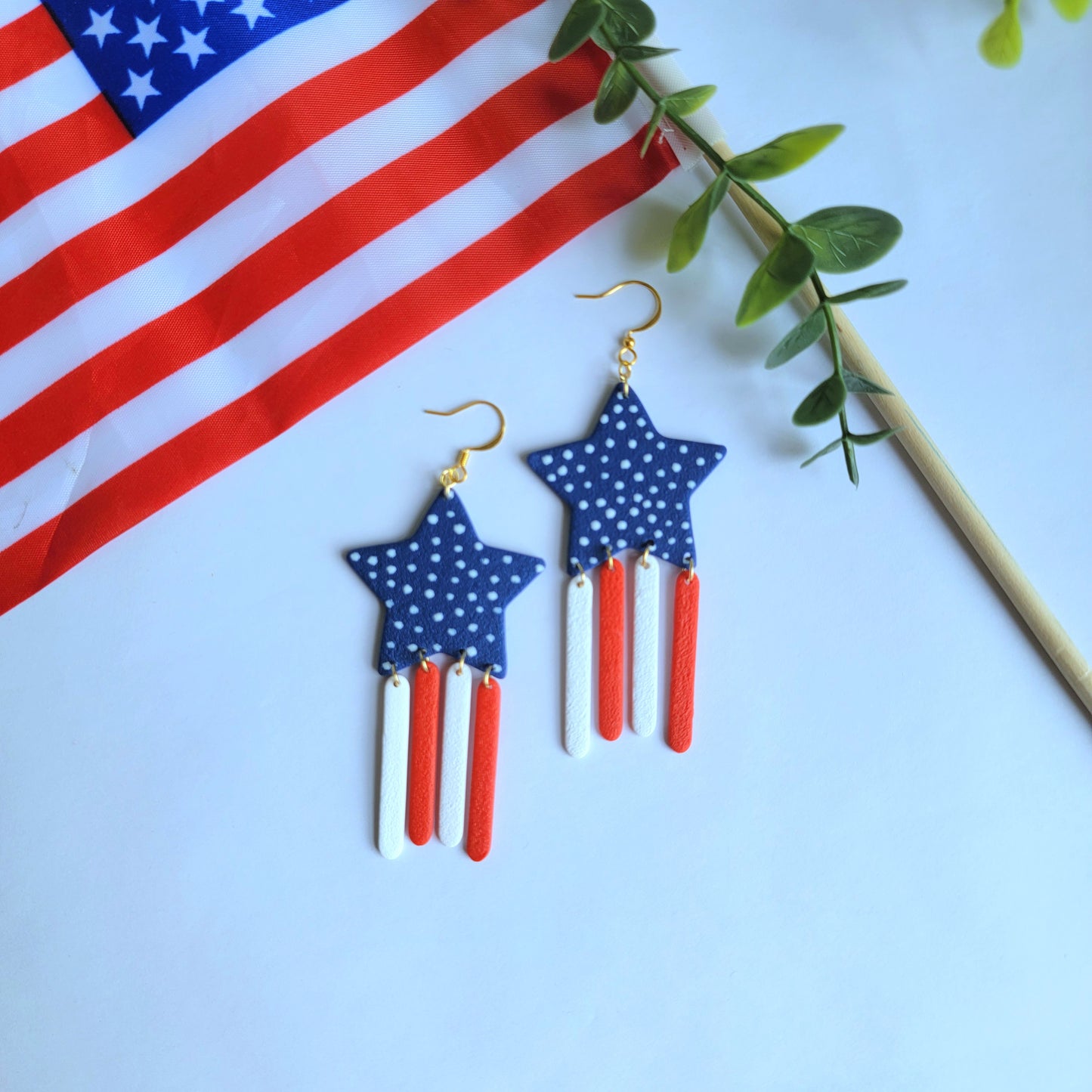 Holiday Star Dangle