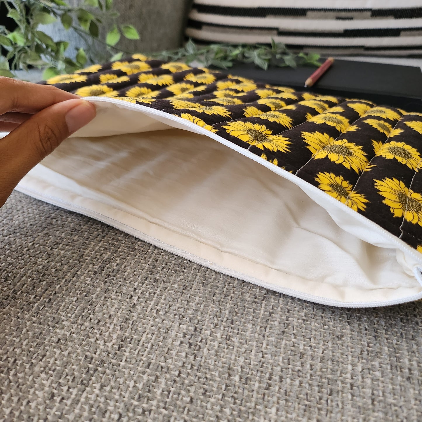 Quilted Sun Flower Laptop Sleeve