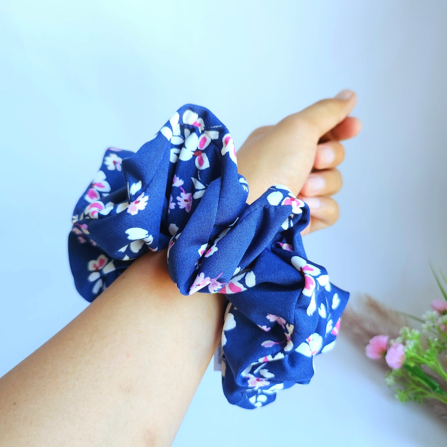 Len XL Scrunchie in Navy Blue