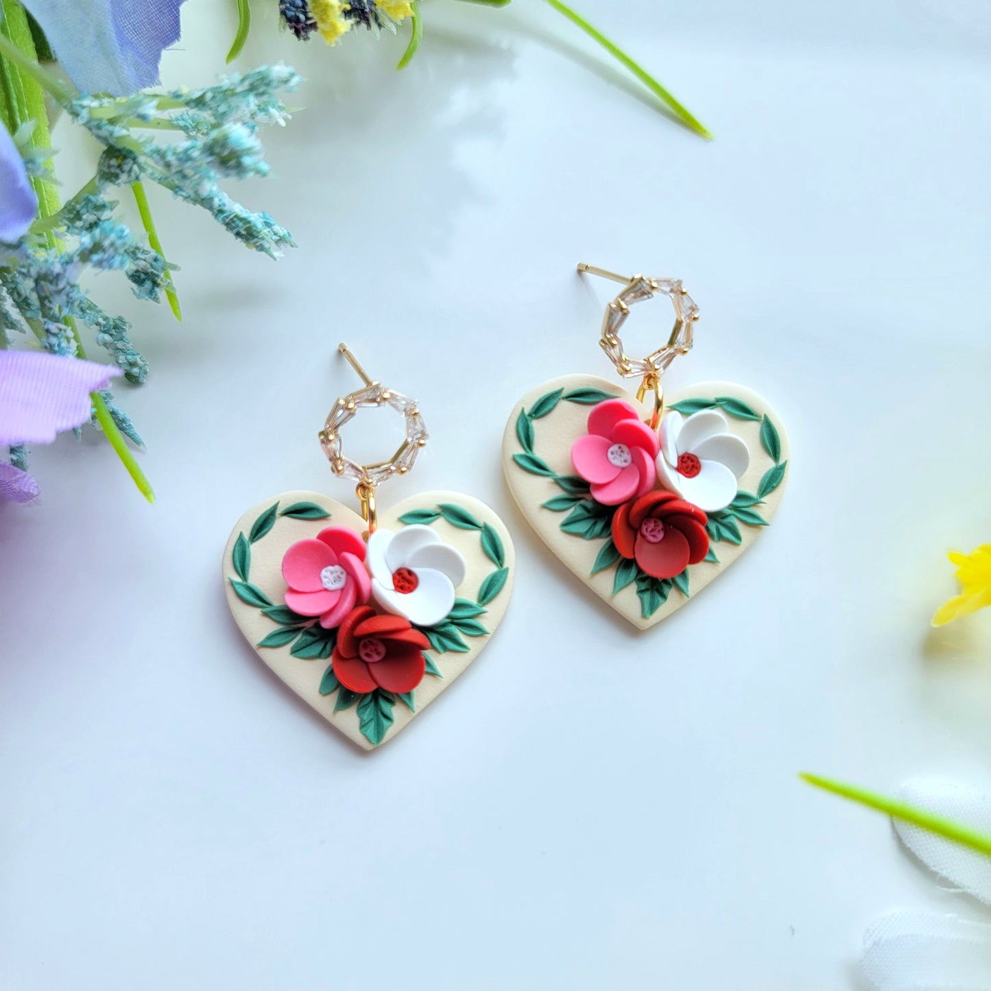 Elegant Floral Hearts Earring