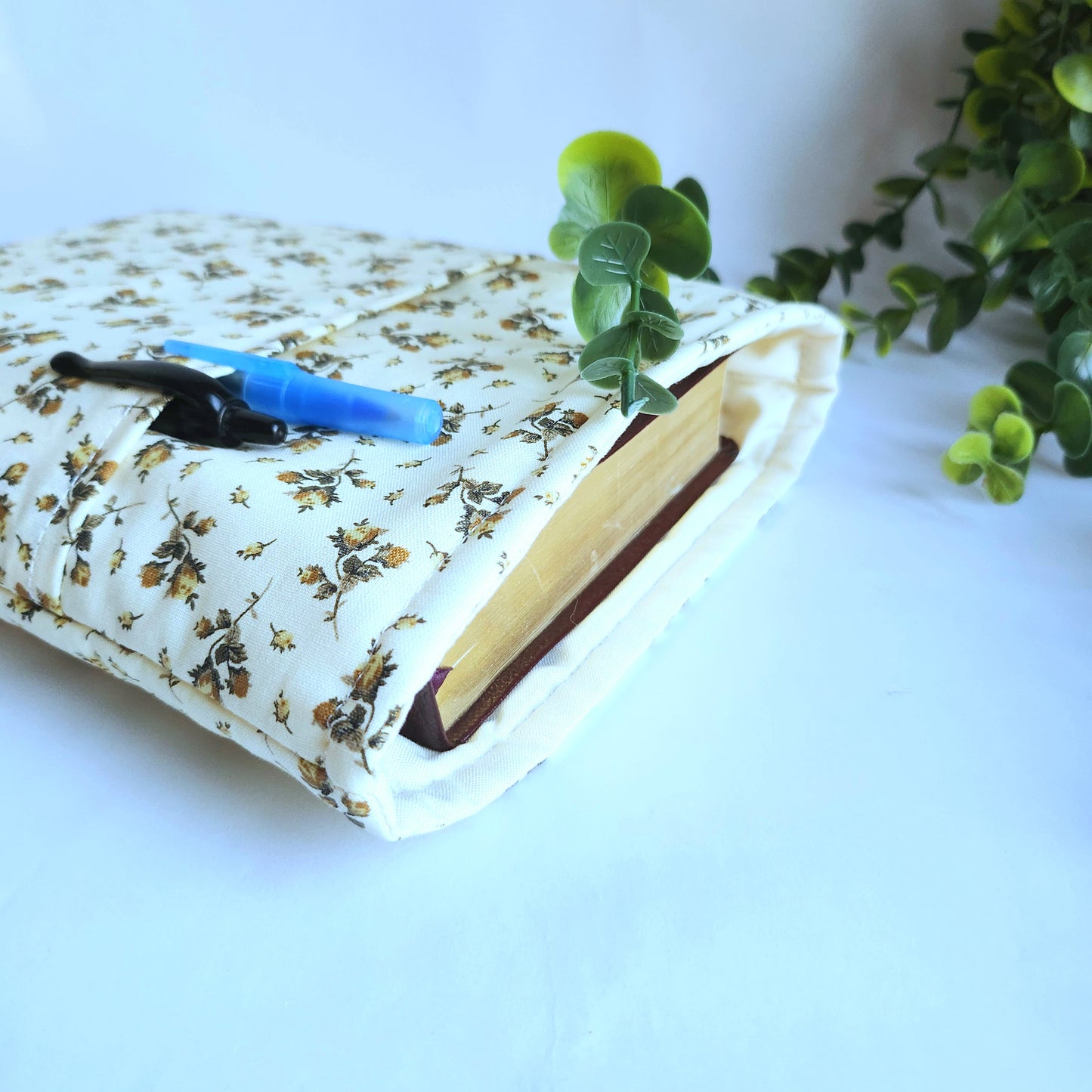 Butter Yellow Book Sleeve