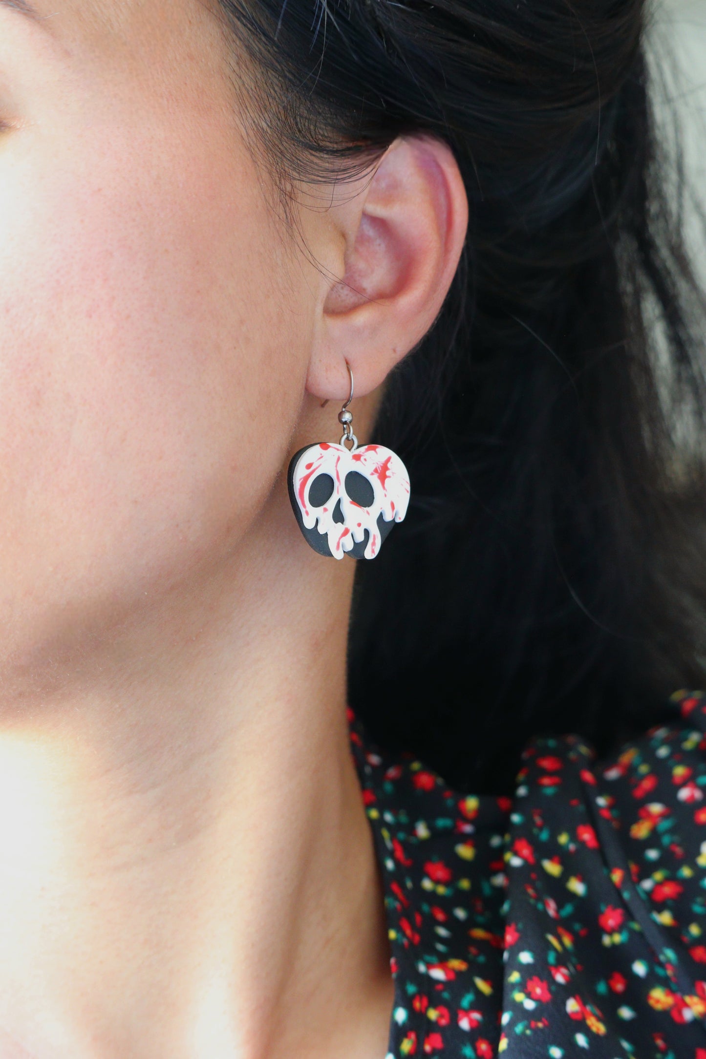 Black and White Bloody Skull