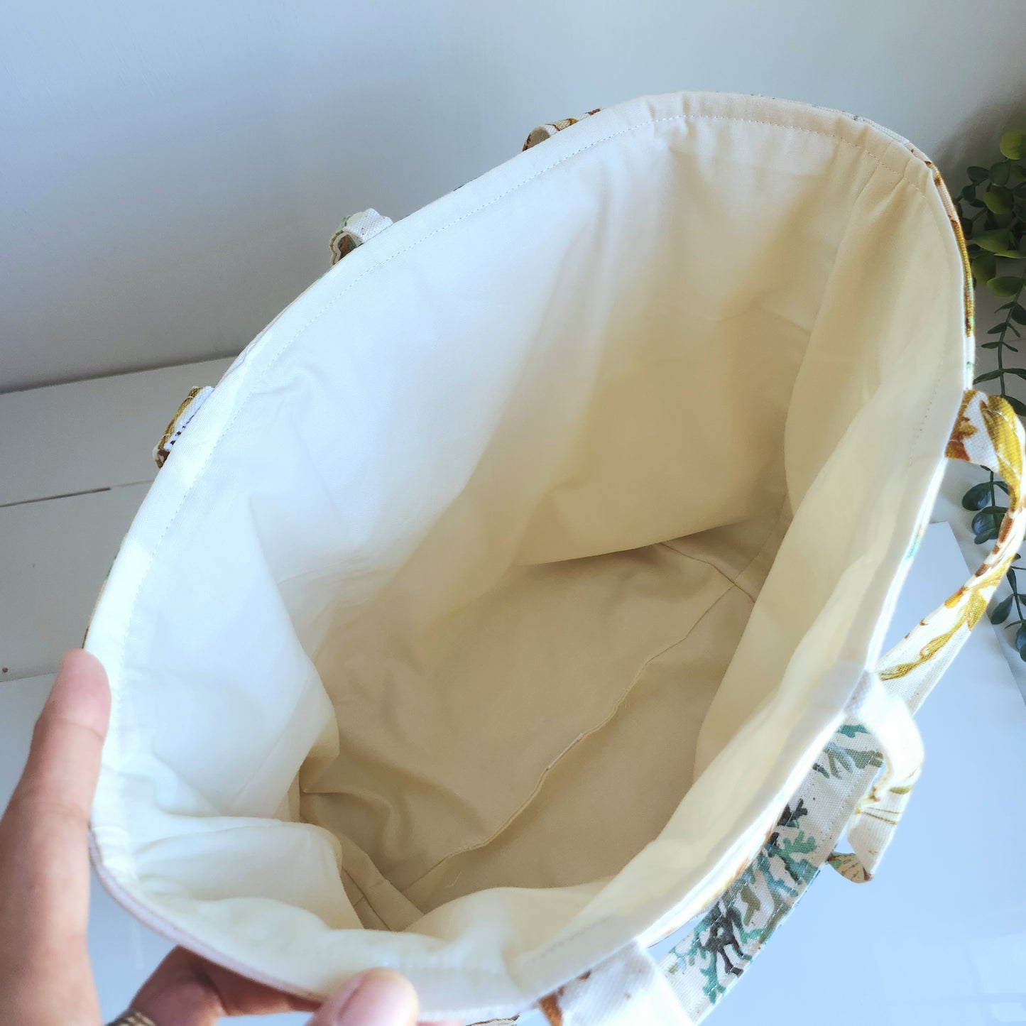 Shell Coral Tote Bag