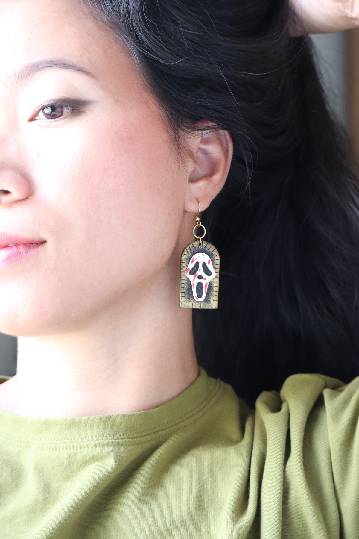 Falloween Scream Dangle Earrings