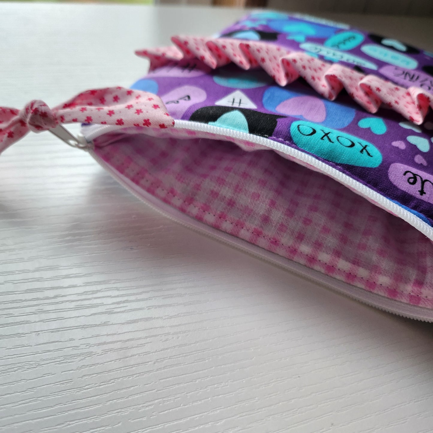 Ruffled Heart Prints Kindle Sleeve