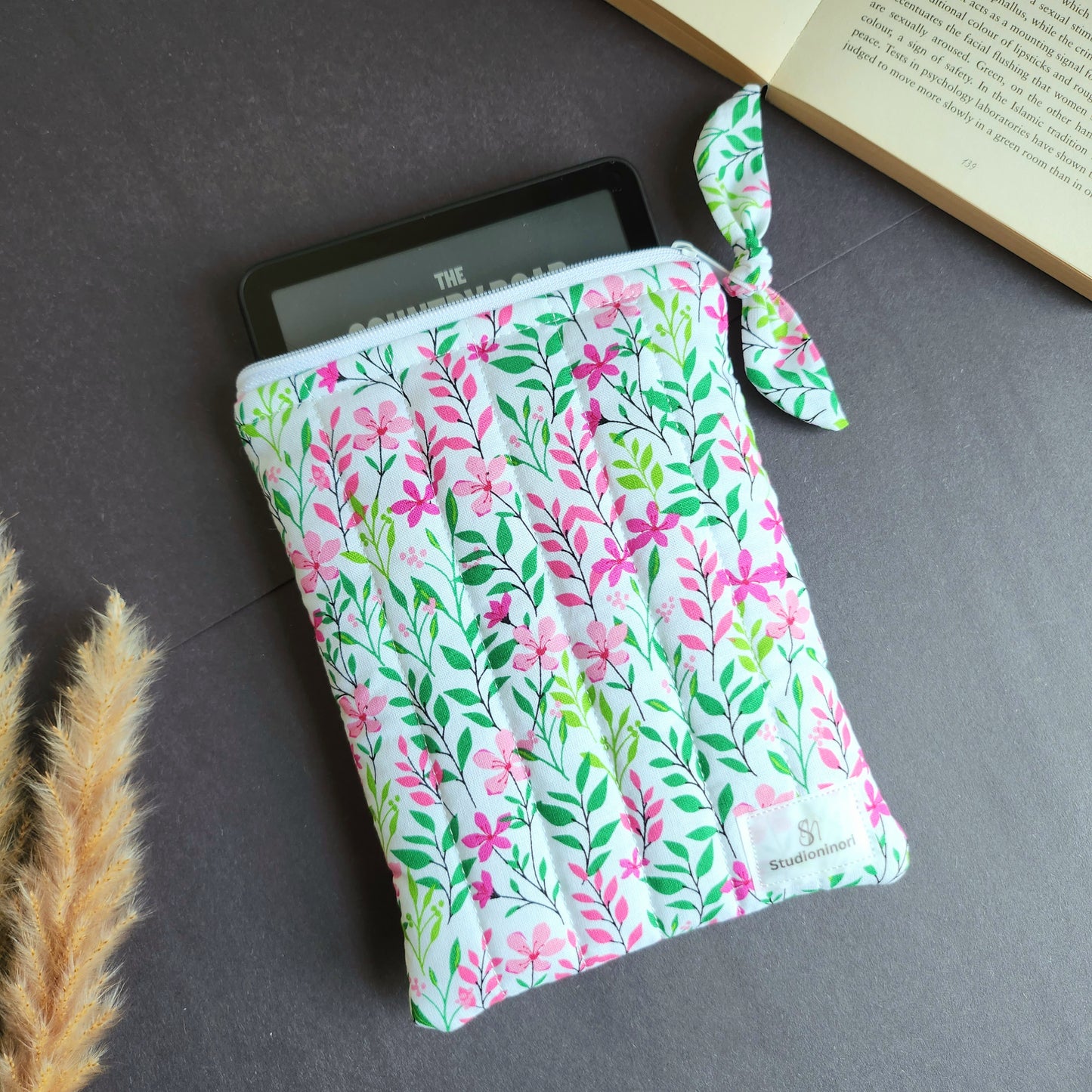 Quilted Floral Kindle Sleeve