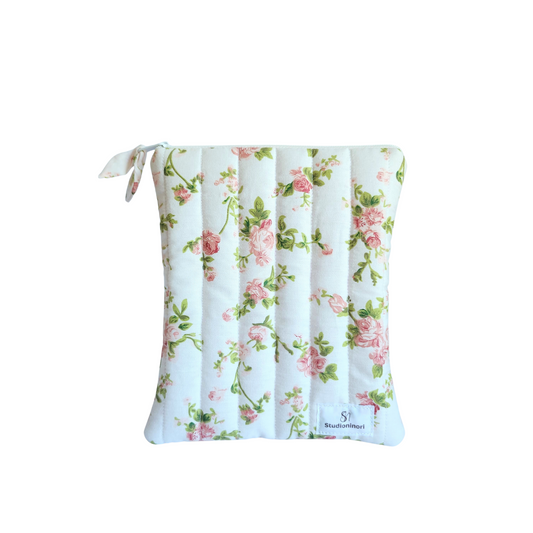 Lene Rose, eReader Sleeve