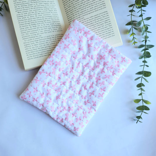 Quilted Book Sleeve/ Pink Bow